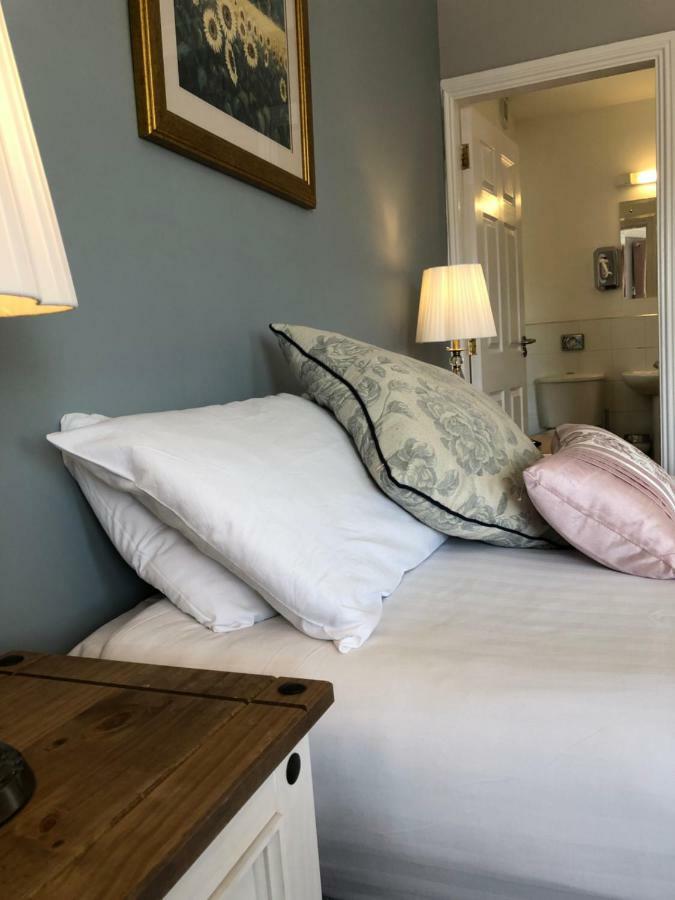 Amber Hill Bed & Breakfast Galway Dış mekan fotoğraf
