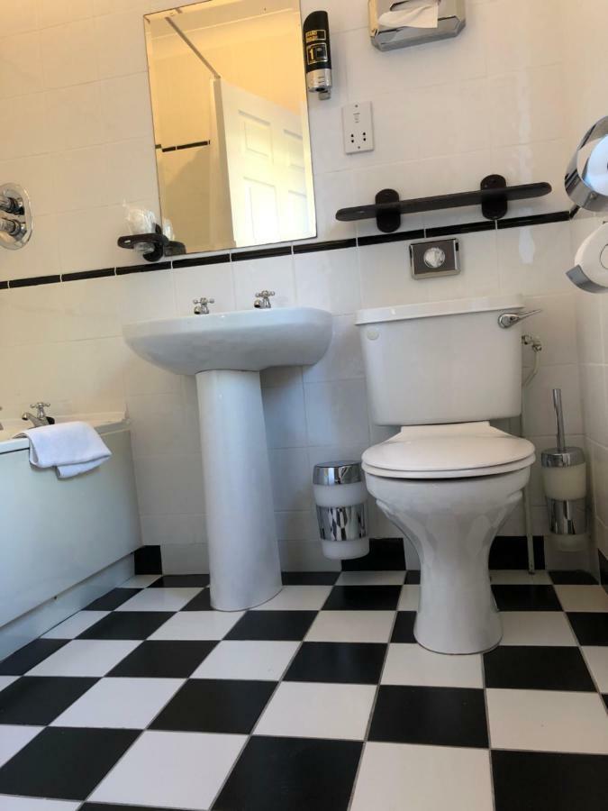 Amber Hill Bed & Breakfast Galway Dış mekan fotoğraf